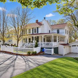 The Historic Colombia Manor, Near Washington DC,