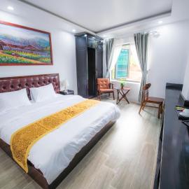 Giang Sơn Hill Hotell, отель в городе Донгван