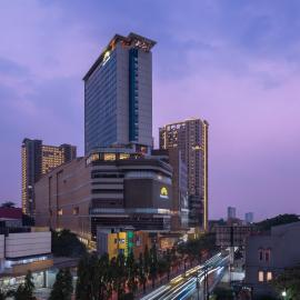 Trans Hotel Jakarta, отель в городе Cibubur
