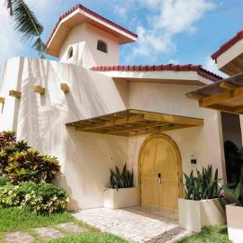 Costa Solana Resort Managed by HII, hotel v destinaci Pagbilao
