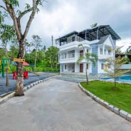 Cosvalia Pool Resort