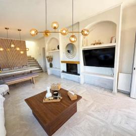 Villa Grimani-Spacious house with garden and traditional attic