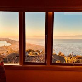 Sumner Seaview Hideaway