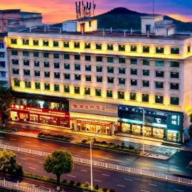 Vienna Hotel Jishou Qianzhou Ancient City Branch, hotel v destinaci Jishounan Zhan