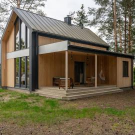 Modern Farmhouse Zegrze - Domek w lesie, Sauna, Balia, 5km do Zalewu - by Rentujemy