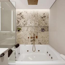 Nachlaot pearl Jacuzzi aparment by Baraca Bouyique, Hotel in Jerusalem