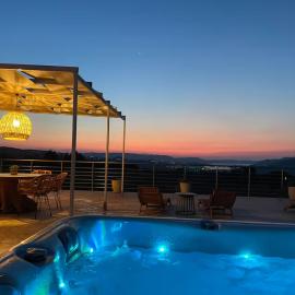Sunset View Villa Gerasimos