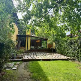 Charming cottage and garden