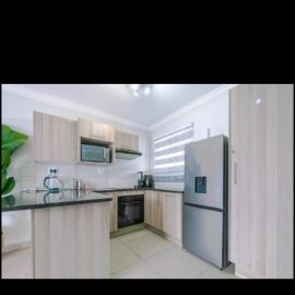 Modern, Peaceful Stay at Broadacres