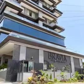 Luxury 1BR| Rooftop Pool · 24/7 Power · City Views