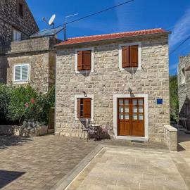House Tia, Hotel in Vrboska