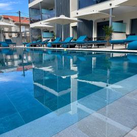 MARTINI APARTMENTs, hotel di Nikiti