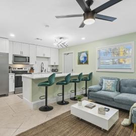 The Shark Tank Margaritaville Steps to Beach Shops Downtown Cocoa Beach