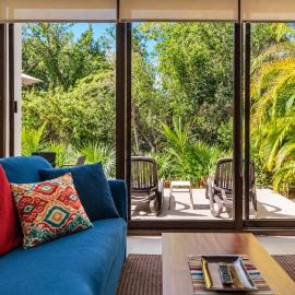Serene Jungle Villa -Steps from the Ocean, khách sạn ở Akumal