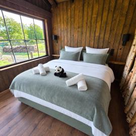 Lodge Story - cabane avec bain nordique à 2km de Pairi Daiza, готель у місті Lens