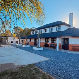 EL GALEÓN dos, Hotel in Punta del Diablo