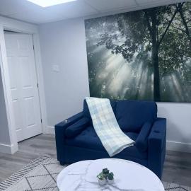 Private Luxury Suite- 2 bedroom sleeps 6, hotel a Buford
