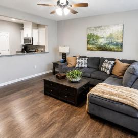 Mackintosh Townhome Retreat - 4 Bedroom 3 Bath