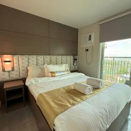 1 br with balcony on the hilltop facing sea view