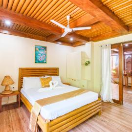 Paras Inn Beach House 2