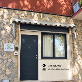 Piccola Isola – hotel w mieście Parma