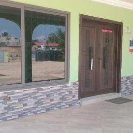 Ofaakor Apple Guesthouse, hotel en Kasoa
