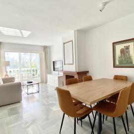 Luminous Apartment in Riviera Del Sol โรงแรมในมีฆาส กอสตา