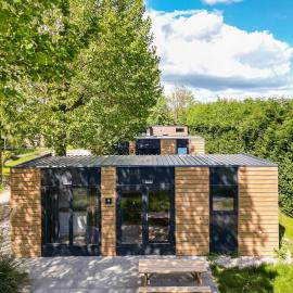 Cube I stijlvol en licht 4 persoons chalet
