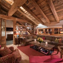 Mountain Escape Apartment Easy Access & Private Parking