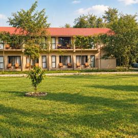 Lumbini Buddha Garden Resort, Hotel in Rummindei