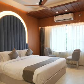 Hotel Rishikanya Grand