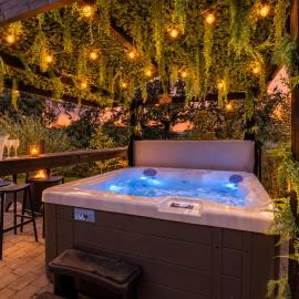 Laurel Lodge With Hot Tub & Stargazing Pod!