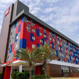 Ibis Porto Alegre Assis Brasil - Estacionamento Gratuito para hospedes