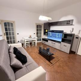 Central apartment – hotel w Genui