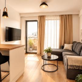 4 min Metro & Mall, Free Parking Garage, Center, hotel v Soluni