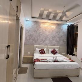 Hotel Kiara Inn Rooms and Banquet