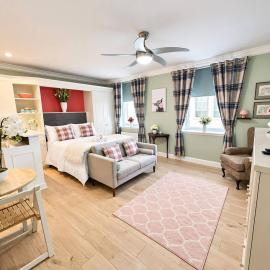 Snug Studio on The Grassmarket, 5mins from Castle