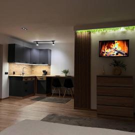 Forest House Green Apartments