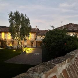 Dimora CAVU', hotel di Monforte dʼAlba