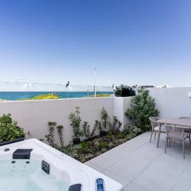 The Mira Luxury Oceanfront Jacuzzi Suite 101