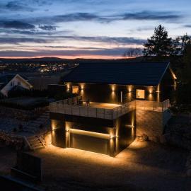 Private modern home, garden and seaview, ξενοδοχείο σε Sarpsborg