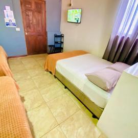 Nomads Private Rooms, Fortuna Town
