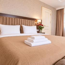 Rose Inn Hotel, hotel sa Baku