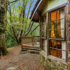 Olinda Beech 1 - 1 bedroom - by Ready Set Stay