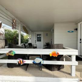 Isla Bella - Resort Getaway with Private Patio