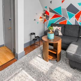 Downtown Moncton Oasis - Sleeps 5 - Walk to Riverfront & Avenir Centre