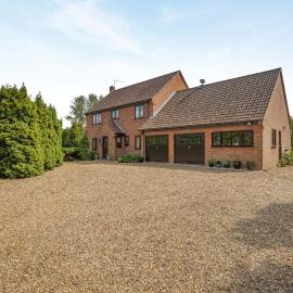 4 Bed in Postwick oc-m42734