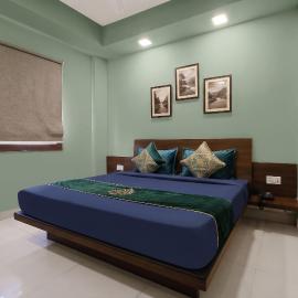 FabHotels Royal Stay