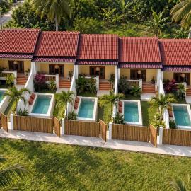 OFFRE SPECIALE - YONA Private Pool Resort - Piscine privée, jardin tropical privée, 450M de la plage - Koh Lanta -