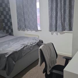 Sittingbourne Lovely Shared Home, hotel u gradu 'Sittingbourne'